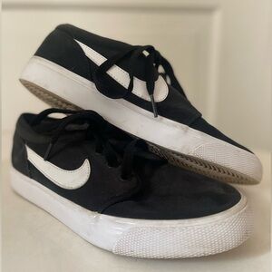 Nike Black Canvas Sneakers with White Swoosh